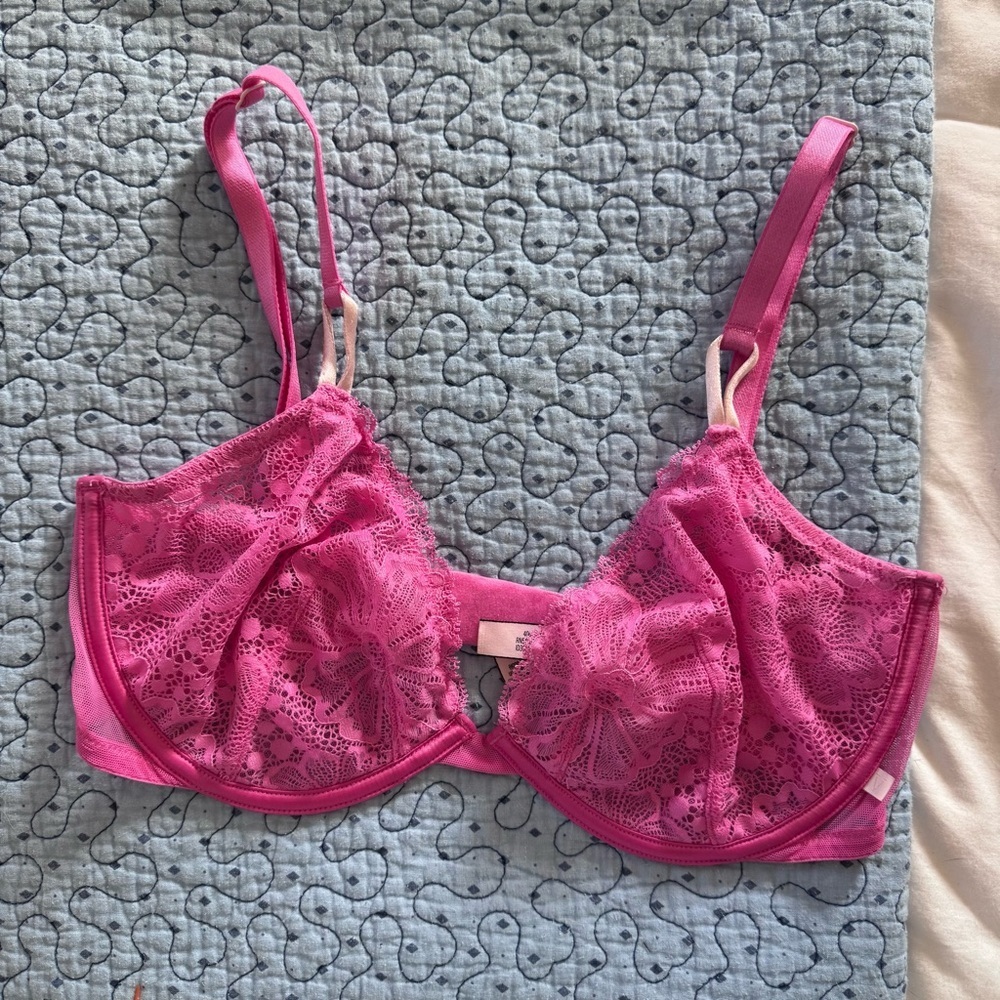 VICTORIA'S SECRET Pink Unlined Demi Bra Size 34DD Casual hot pink